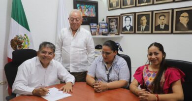 Le hace Alfonso Baca justicia a estudiantes de la histórica escuela Olivé de Paraíso