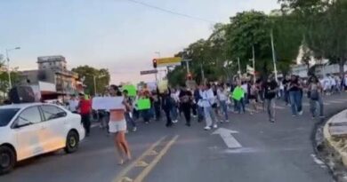 Manoseo opositor  
