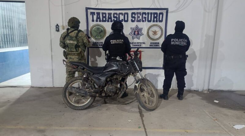Recuperan fuerzas del orden moto robada en operativo de vigilancia por villa Carlos Greene