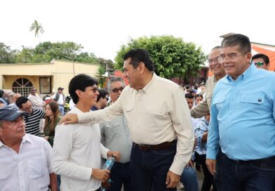 Paraiseños reciben atención directa y buenas noticias